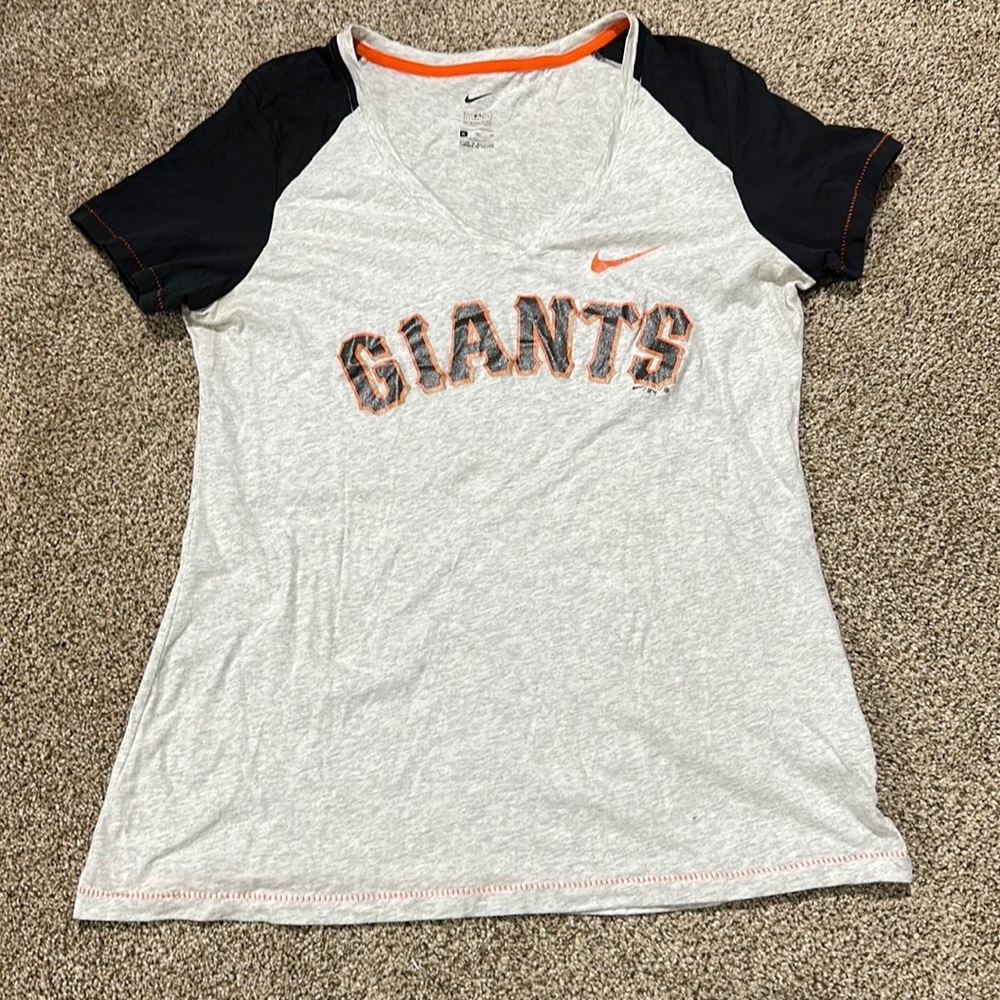 Women’s San Francisco Giants Nike t shirt